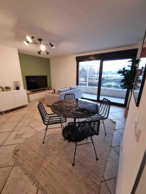 L'Alexandrin Apartment Annecy Luaran gambar